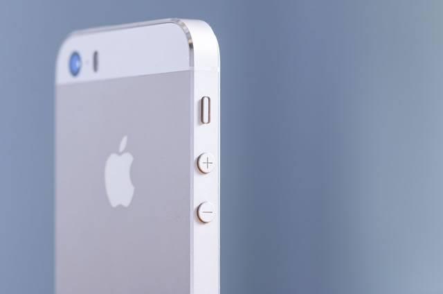 iPhone/iPad修理業者を比較する6つのポイント