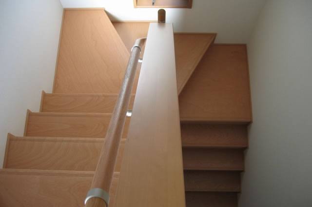 安全な階段リフォームの４つのポイント